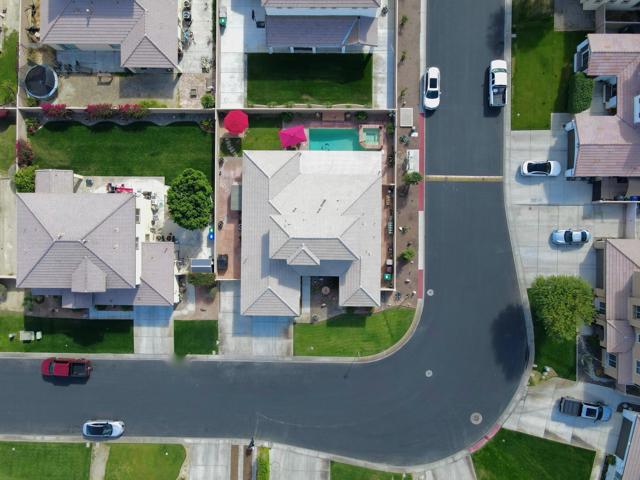82549 Tivoli Court, Indio CA: https://media.crmls.org/mediaz/3481232d-c776-40d2-9920-cd03c23c1c69.jpg