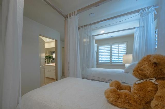 471 El Dorado Street, Monterey CA: https://media.crmls.org/mediaz/34826b55-615f-486e-9929-64242d329313.jpg