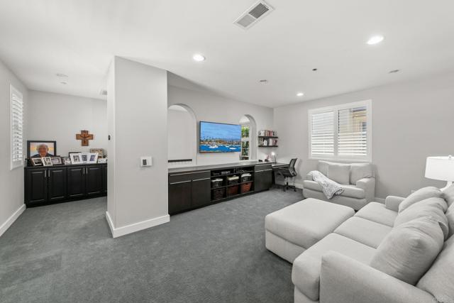 Detail Gallery Image 22 of 32 For 14586 Luna Media, San Diego,  CA 92127 - 4 Beds | 5 Baths