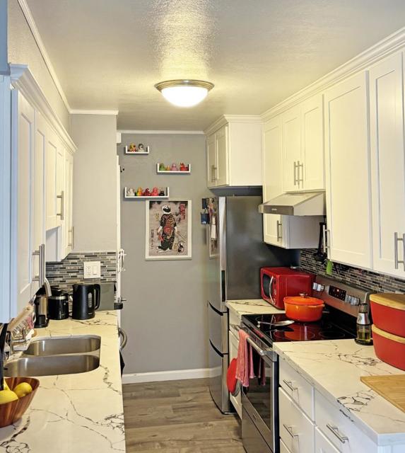 244 Gomes Court, Campbell CA: https://media.crmls.org/mediaz/34850909-0420-44f1-b563-528dfaa4881d.jpg