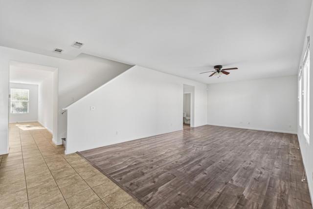 9748 Collie Way, Elk Grove CA: https://media.crmls.org/mediaz/348582d8-9008-4494-8b10-3a5768e4c26a.jpg