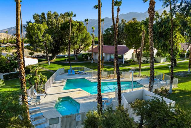 2501 N Whitewater Club Drive, Palm Springs CA: https://media.crmls.org/mediaz/3485951c-104c-4fbc-9f1c-2d3ea6e6d163.jpg