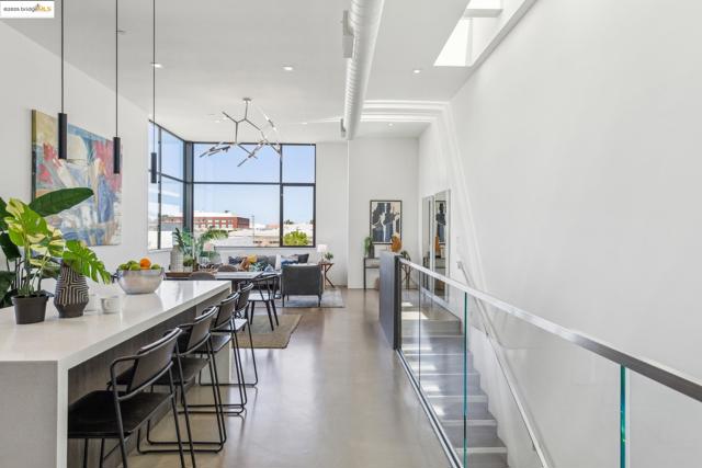 809 Folger Ave, Berkeley CA: https://media.crmls.org/mediaz/3486ba4d-7d3f-4ce1-a63a-ec2e918ae873.jpg