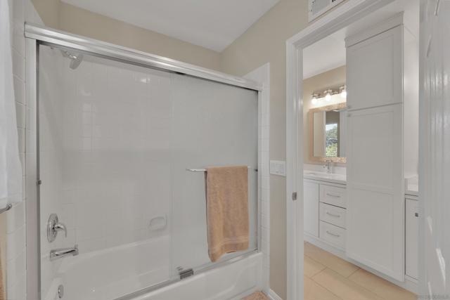 2106 Laura Dr, Escondido CA: https://media.crmls.org/mediaz/348707e3-e5f1-4c18-8f32-4bdbc39fe5aa.jpg