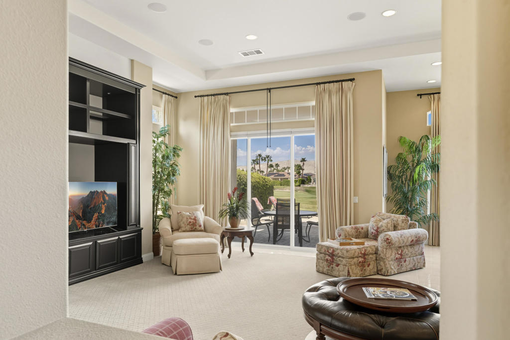 MLS #219138469DA image #9