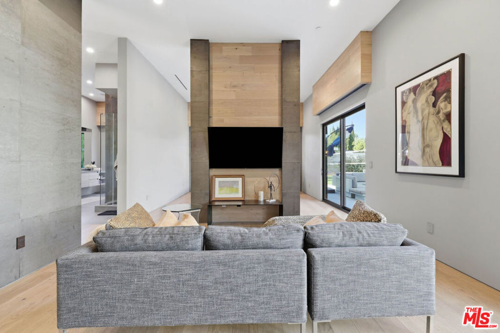 MLS #26872999 image #44