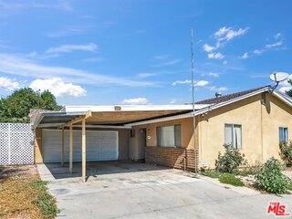 592 E Johnston Ave, Hemet, CA 92543