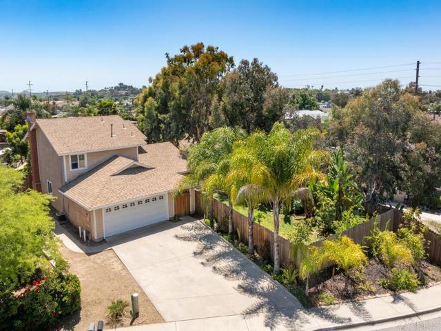 Detail Gallery Image 1 of 1 For 215 Pippin Dr, Fallbrook,  CA 92028 - 4 Beds | 3 Baths