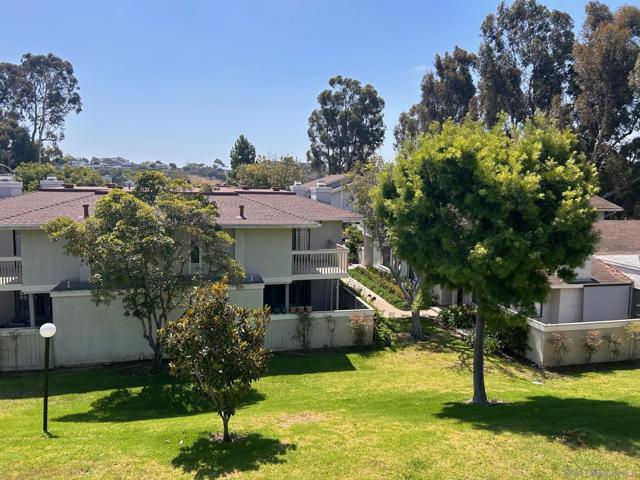 3869 Camino Lindo, San Diego CA: https://media.crmls.org/mediaz/34896e63-7641-44d0-b546-574234d94cec.jpg