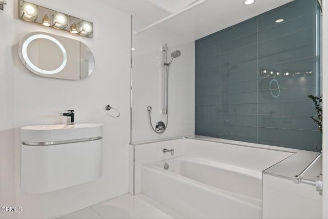 Detail Gallery Image 28 of 42 For 864 Montclair Dr, Santa Paula,  CA 93060 - 4 Beds | 4/1 Baths