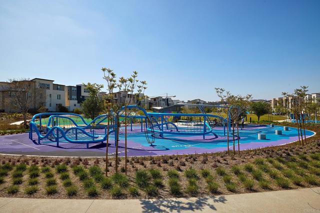 13920 Boyden Way, Mira Mesa CA: https://media.crmls.org/mediaz/348cb9d3-3773-4834-b9c9-d86d58a28806.jpg