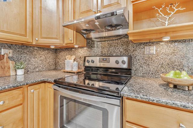 Image 11 of 37 For 1768 Karameos Ct
