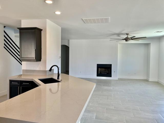 82602 Tivoli, Indio CA: https://media.crmls.org/mediaz/348dce68-9d09-4922-8a47-098f4885189b.jpg