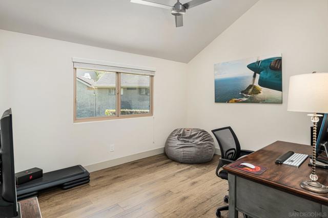 4430 Caminito Ocio, San Diego CA: https://media.crmls.org/mediaz/348e0afc-d62e-4ddb-b722-6616f4f0359c.jpg