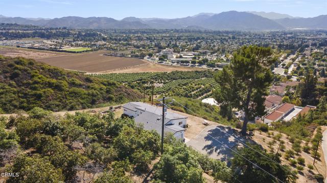 400 Alosta Drive, Camarillo CA: https://media.crmls.org/mediaz/348e5f09-f308-4530-9aab-6f965ba56999.jpg