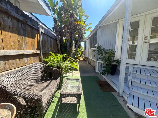 16321 Pacific Coast Highway, Pacific Palisades, California 90272, 2 Bedrooms Bedrooms, ,1 BathroomBathrooms,Residential,For Sale,Pacific Coast,24433233