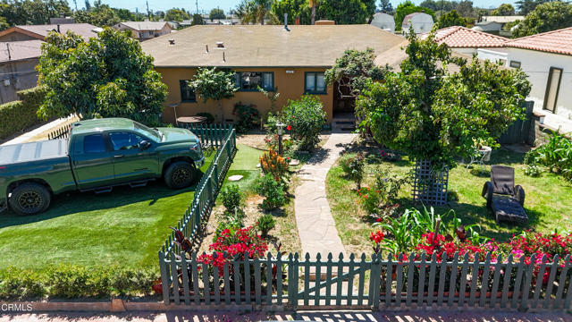 376 Orange Drive, Oxnard CA: https://media.crmls.org/mediaz/348ffe87-c373-4766-867c-9bf84237a781.jpg