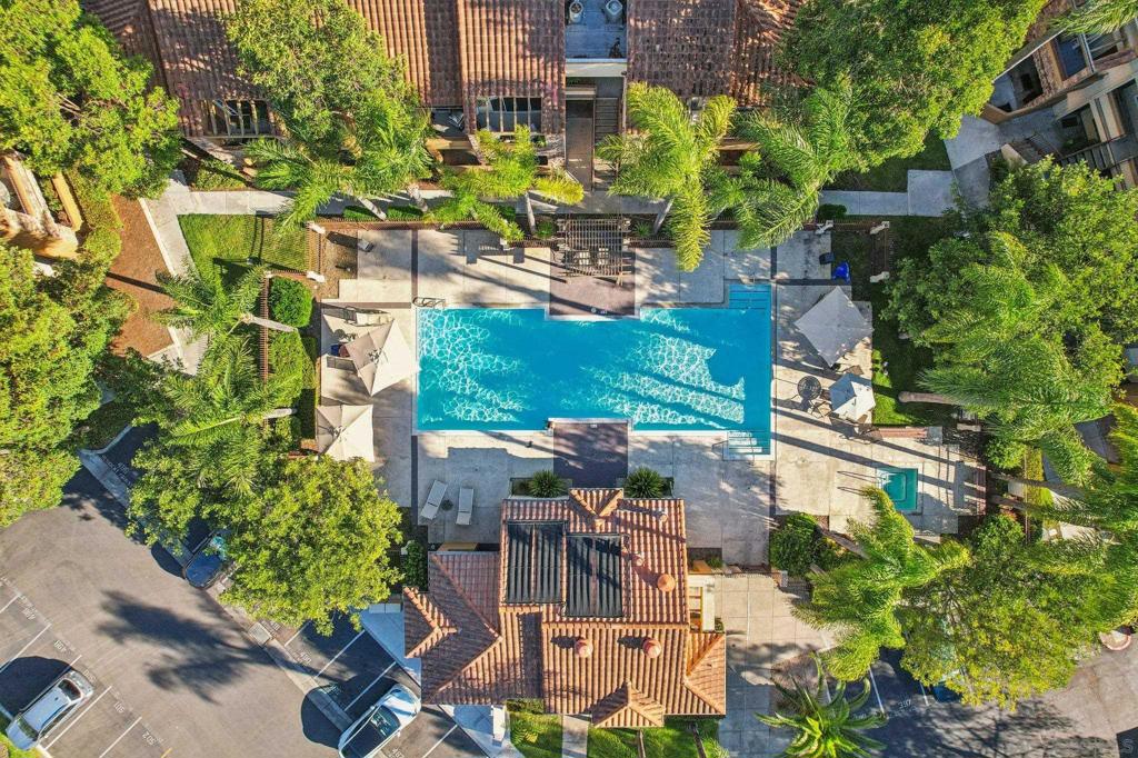 MLS #250037661SD image #36