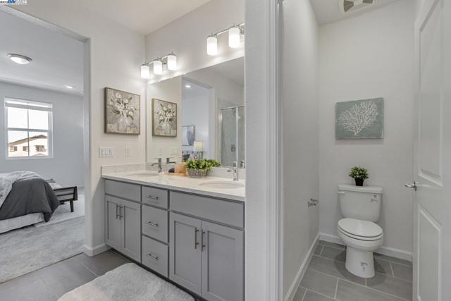 2044 Cottonwood St, Pittsburg CA: https://media.crmls.org/mediaz/34909e8b-2060-4588-84a6-e4a3766f8597.jpg