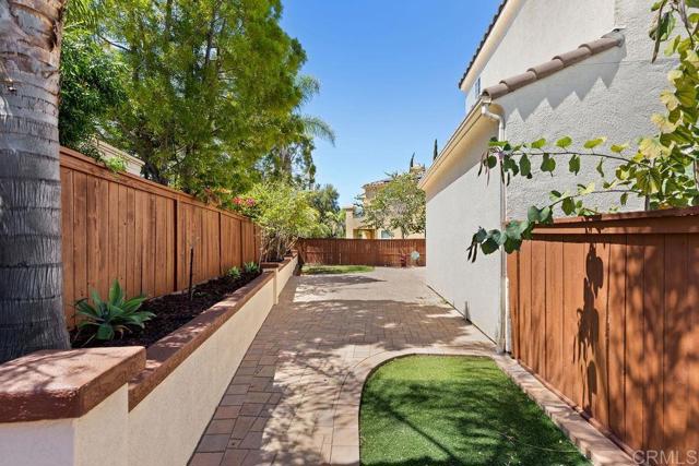 Detail Gallery Image 33 of 35 For 16758 Cimarron Crest Dr, San Diego,  CA 92127 - 3 Beds | 2/1 Baths