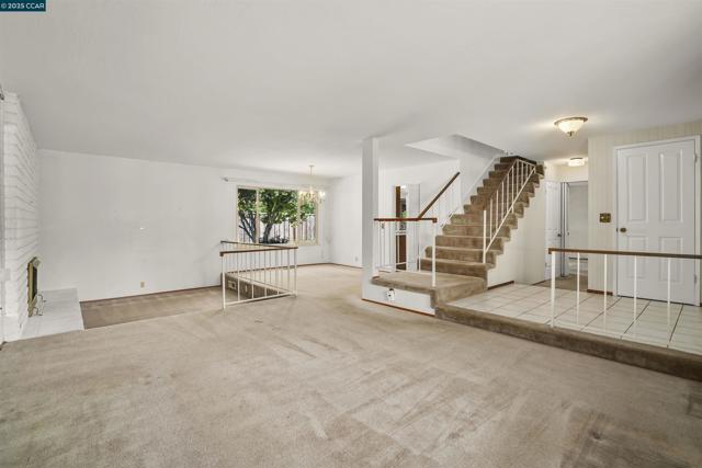 220 Daylight Pl, Danville CA: https://media.crmls.org/mediaz/34916bb4-abce-4c4a-9c06-5d81fe598332.jpg