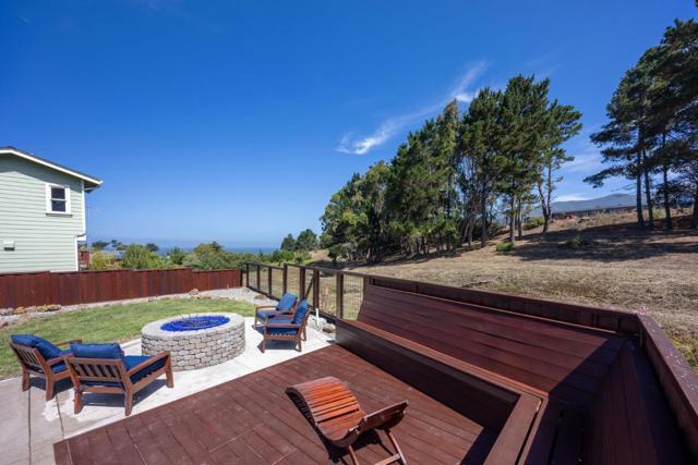 447 3rd Street, Montara CA: https://media.crmls.org/mediaz/34918194-cca1-4188-a272-7e70cf33972b.jpg