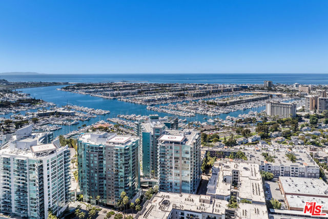 13700 MARINA POINTE Drive, Marina del Rey, California 90292, 2 Bedrooms Bedrooms, ,2 BathroomsBathrooms,Condominium,For Sale,MARINA POINTE,24421761