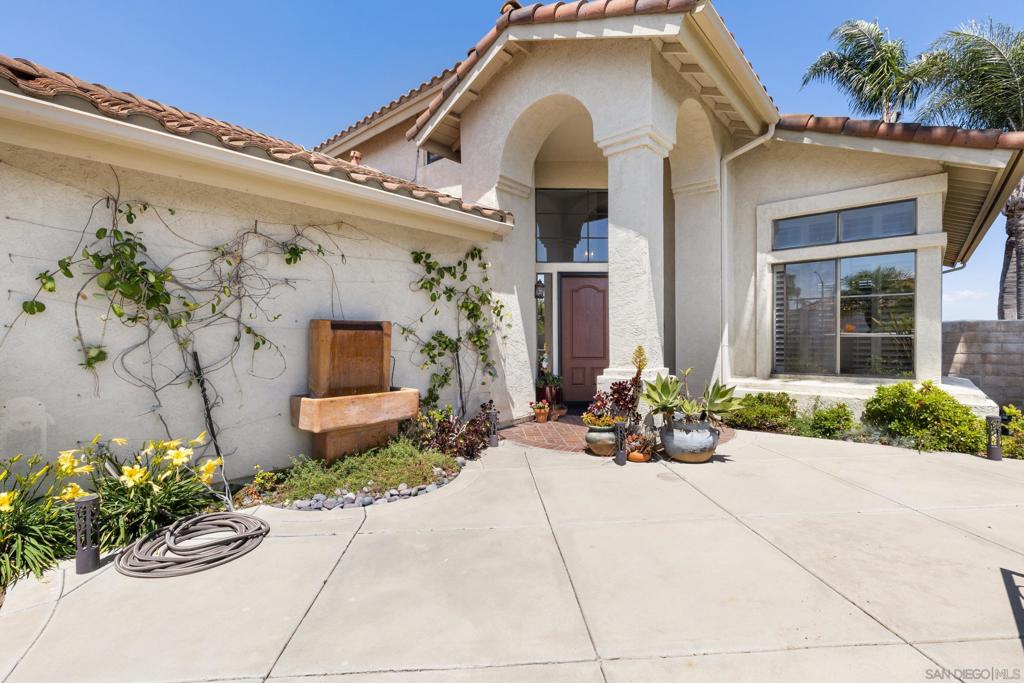 2099 White Birch Dr