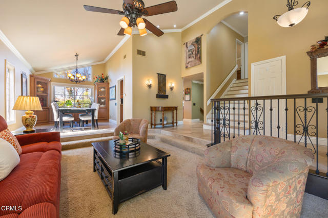 22671 Cheryl Way, Lake Forest CA: https://media.crmls.org/mediaz/34929994-648b-4ad2-8eb6-a278fd4565e8.jpg