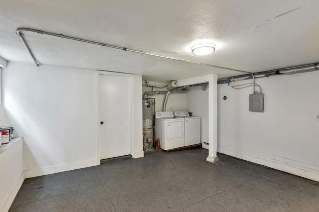 2328 Le Conte Avenue, Berkeley CA: https://media.crmls.org/mediaz/34932302-ac69-4d71-aff2-a6f6b6a9cd8b.jpg
