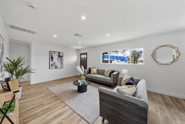 5243 Tara Place, San Diego CA: https://media.crmls.org/mediaz/3493b4eb-4c7f-4603-9bd3-09abad6c004d.jpg