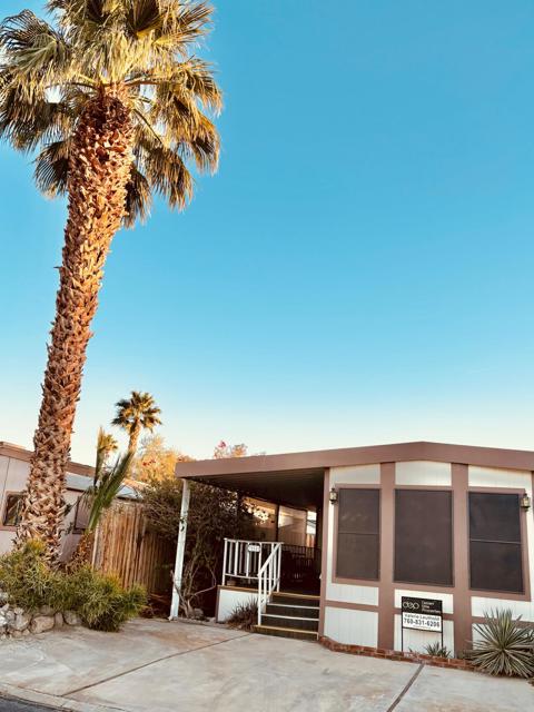 74711 Dillon Road, Desert Hot Springs CA: https://media.crmls.org/mediaz/34968fcb-77de-44ec-a7ed-e201356dff7a.jpg