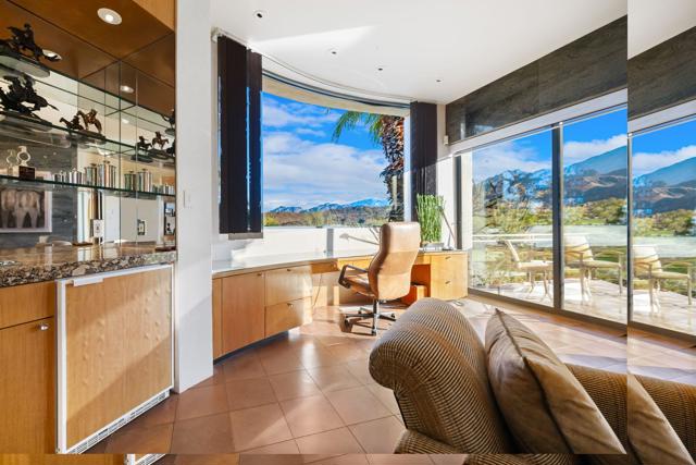 79235 Tom Fazio N Lane, La Quinta CA: https://media.crmls.org/mediaz/3498930c-15ae-49e1-b819-ca35a44ab65c.jpg