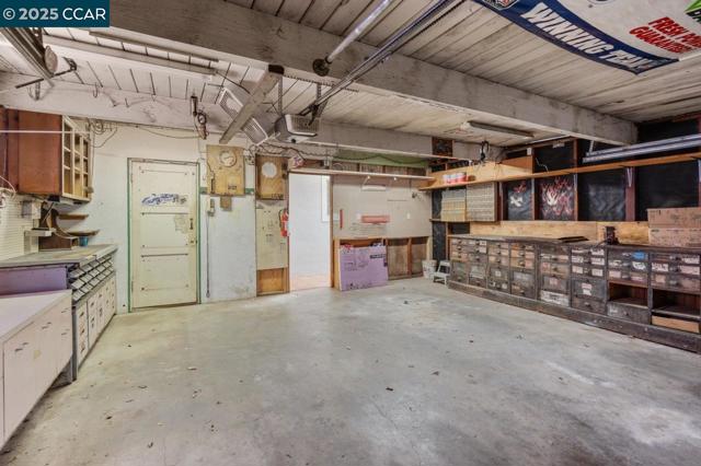 212 Towers Dr, Pacheco CA: https://media.crmls.org/mediaz/34991046-7b18-4a24-8ff1-8b5fb12dd318.jpg