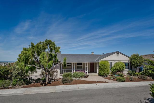 4301 Camden Avenue, San Mateo CA: https://media.crmls.org/mediaz/3499bc81-dd9b-4f18-b629-4996d3cc09b4.jpg