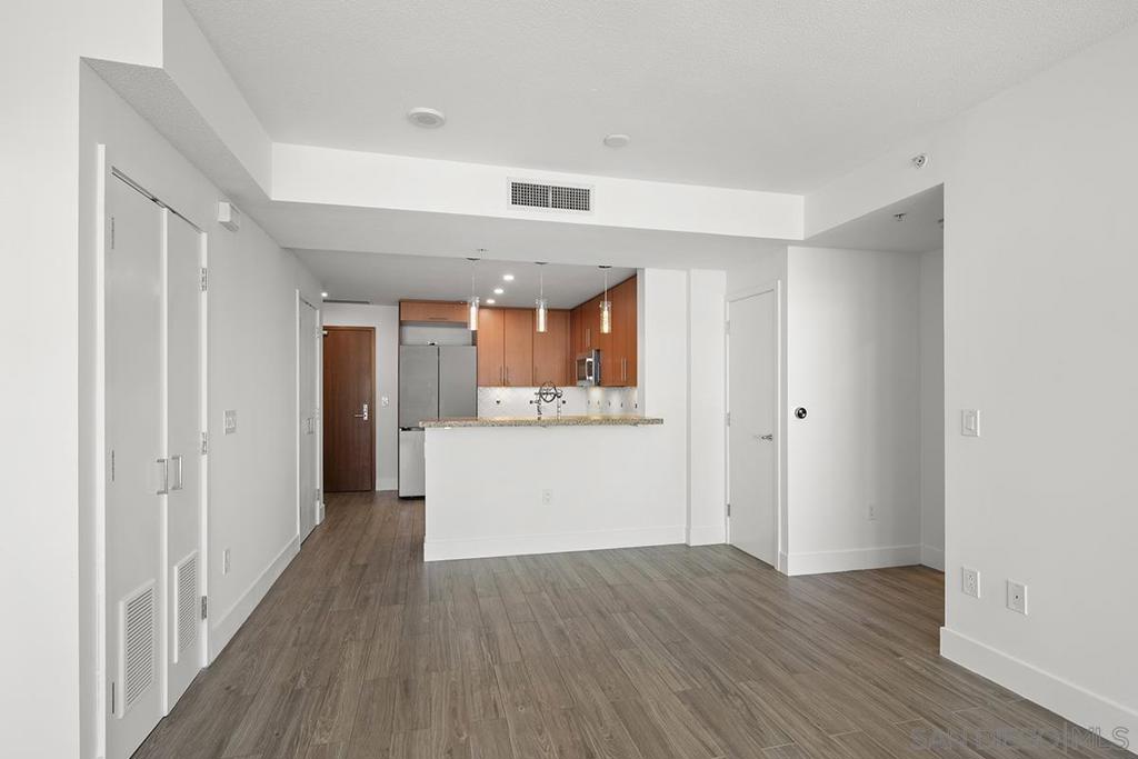 325 7th Avenue - photo 12