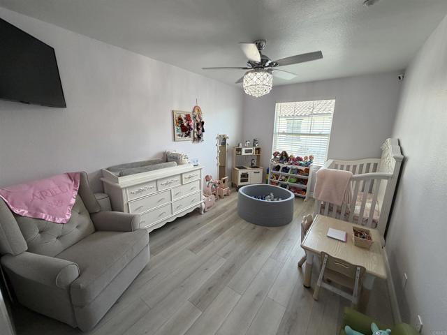 2175 Condor Drive, Chula Vista CA: https://media.crmls.org/mediaz/349b2758-86d2-442d-a3af-0e9a02c10cb3.jpg