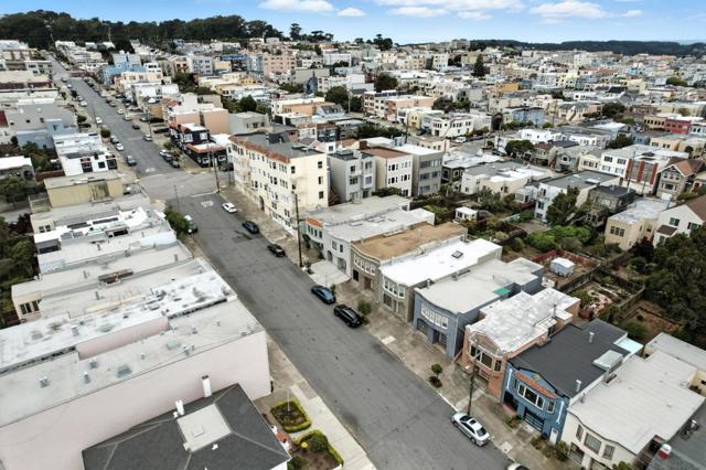 651 41st Avenue, San Francisco CA: https://media.crmls.org/mediaz/349c63d0-b906-459b-9d74-fd8c9ce7429d.jpg