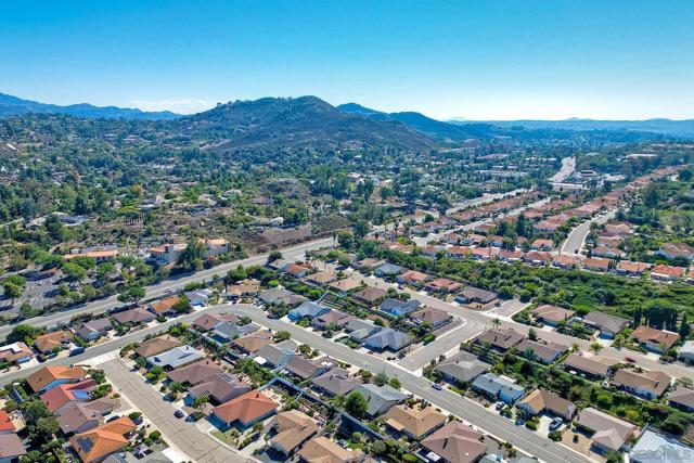 12581 Lomica Ave, San Diego CA: https://media.crmls.org/mediaz/349cc258-7ef2-43fc-9908-ed0843db18d6.jpg