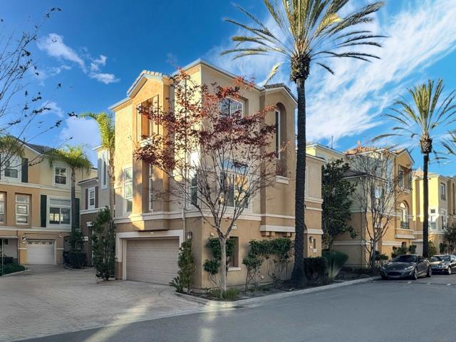 12654 Carmel Country Rd, San Diego CA: https://media.crmls.org/mediaz/349e799b-f7a0-4897-a054-a1753e3189cd.jpg