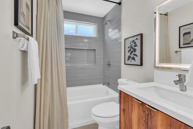 13070 Roundup Ave, San Diego CA: https://media.crmls.org/mediaz/349f00b1-8f27-4248-b7c0-e0ca4577f852.jpg