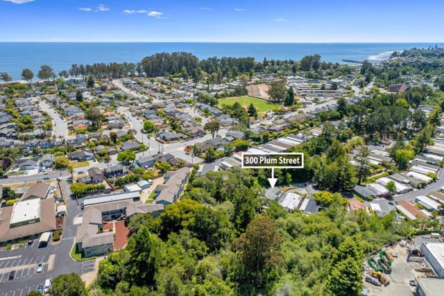 300 Plum Street, Capitola CA: https://media.crmls.org/mediaz/349ffe48-2ac6-4ed8-aaf6-a001711cb311.jpg