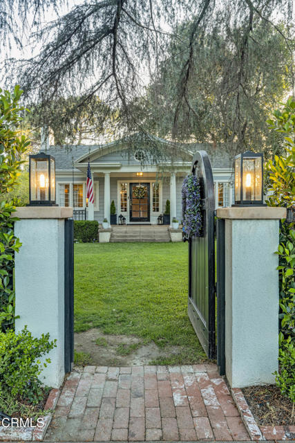 Detail Gallery Image 2 of 35 For 863 N Hill Ave, Pasadena,  CA 91104 - 4 Beds | 3 Baths