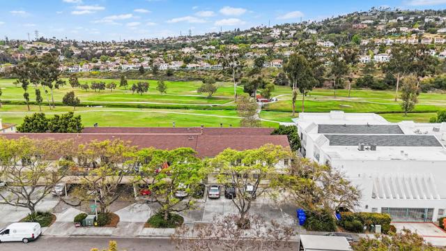 2544 Navarra Dr,  CA: https://media.crmls.org/mediaz/34a0d031-205e-4207-aa1e-fe177f18f701.jpg