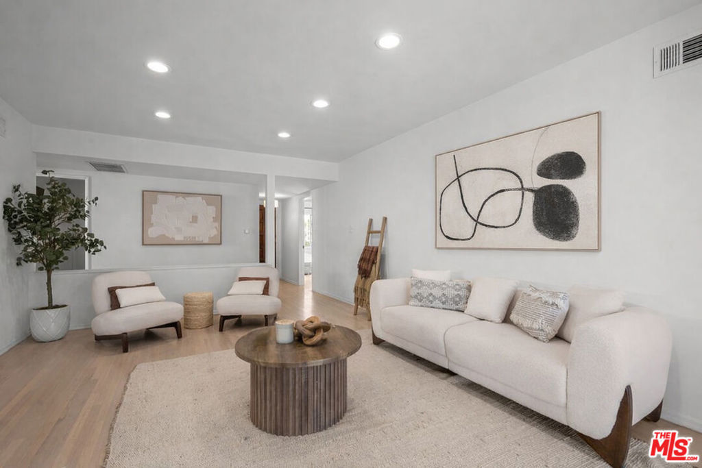 6119 Goodland Avenue