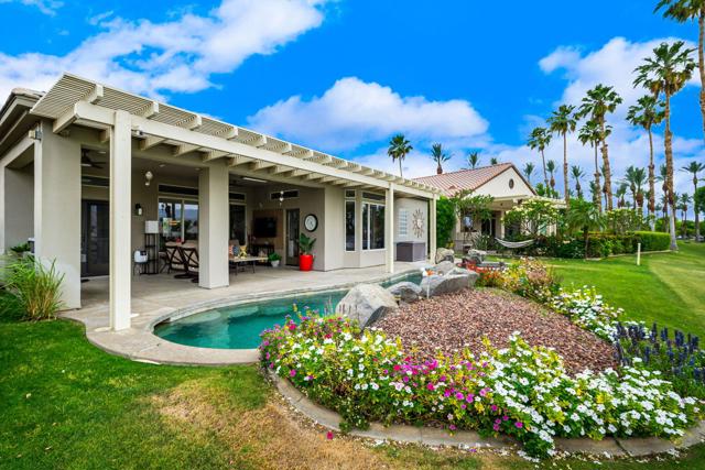 44580 S Heritage Palms Drive, Indio CA: https://media.crmls.org/mediaz/34a29f37-2665-438d-96c0-62b9eddd2560.jpg