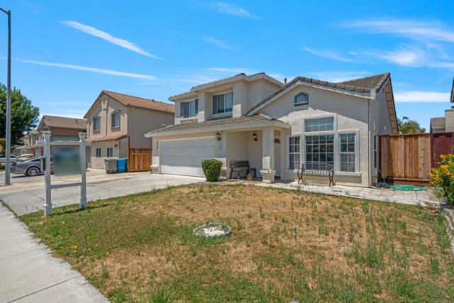 730 Marseille Drive, Hollister CA: https://media.crmls.org/mediaz/34a2c57c-64fc-4fa0-a7e9-4a647c5b8ccf.jpg