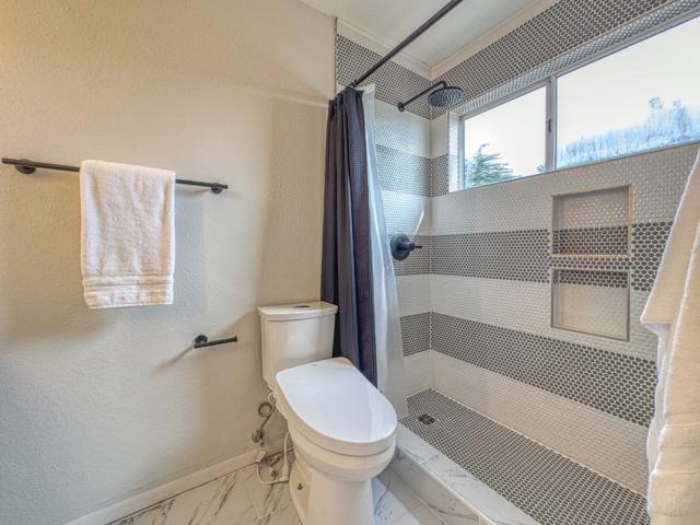770 Alta Vista Road, Montara CA: https://media.crmls.org/mediaz/34a3fd0a-da4d-4f76-aa76-6db3e8b5fd54.jpg