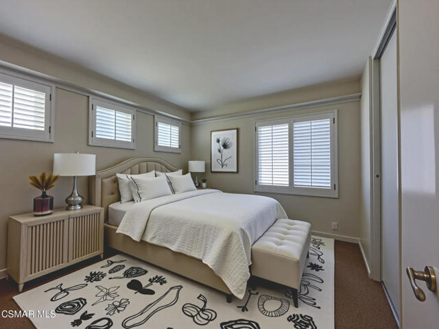 1755 Empty Saddle Road, Simi Valley CA: https://media.crmls.org/mediaz/34a3fe42-bf8b-4f85-a45d-639d7ec55f5d.jpg