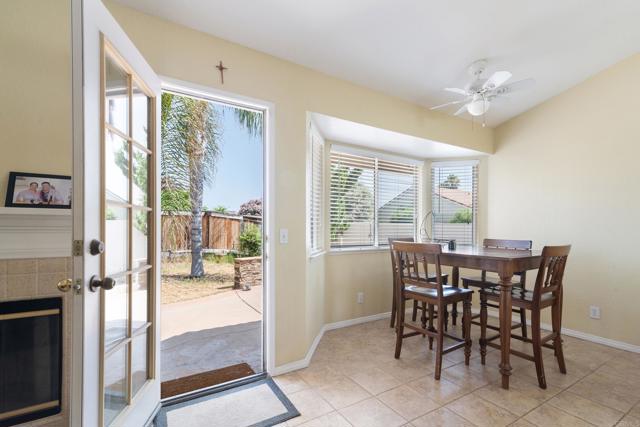 Detail Gallery Image 21 of 43 For 2732 Kingsbury Ave, Hemet,  CA 92545 - 3 Beds | 2 Baths